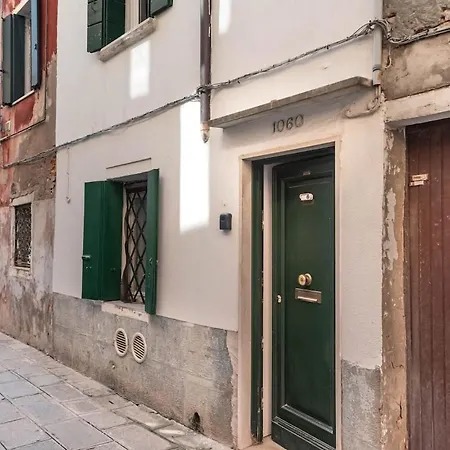 Mansarda Autentica A Castello, Zona Biennale Appartamento Venezia