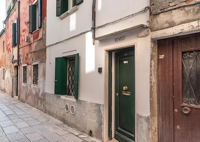 Mansarda Autentica A Castello, Zona Biennale Apartamento Venecia