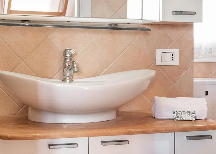 Mansarda Autentica A Castello, Zona Biennale * Venecia