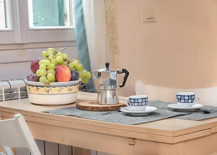 Mansarda Autentica A Castello, Zona Biennale * Venecia